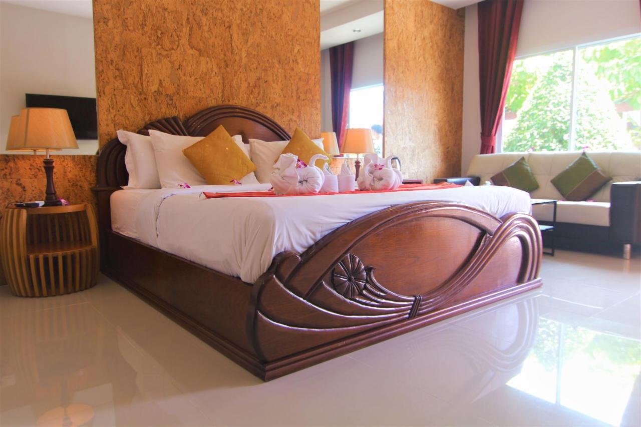 Bangrak Pier Samui Resort Ngoại thất bức ảnh