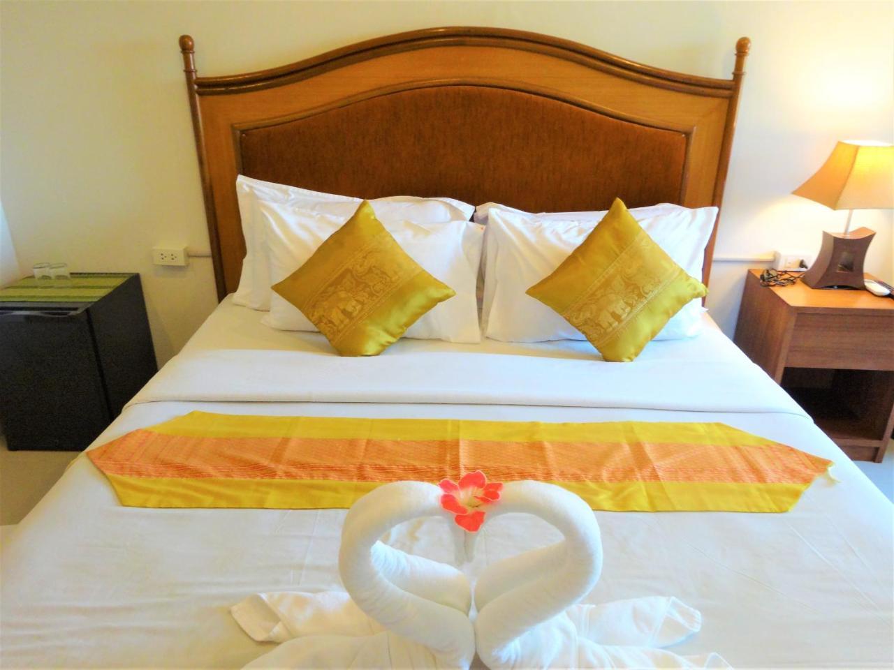 Bangrak Pier Samui Resort Ngoại thất bức ảnh