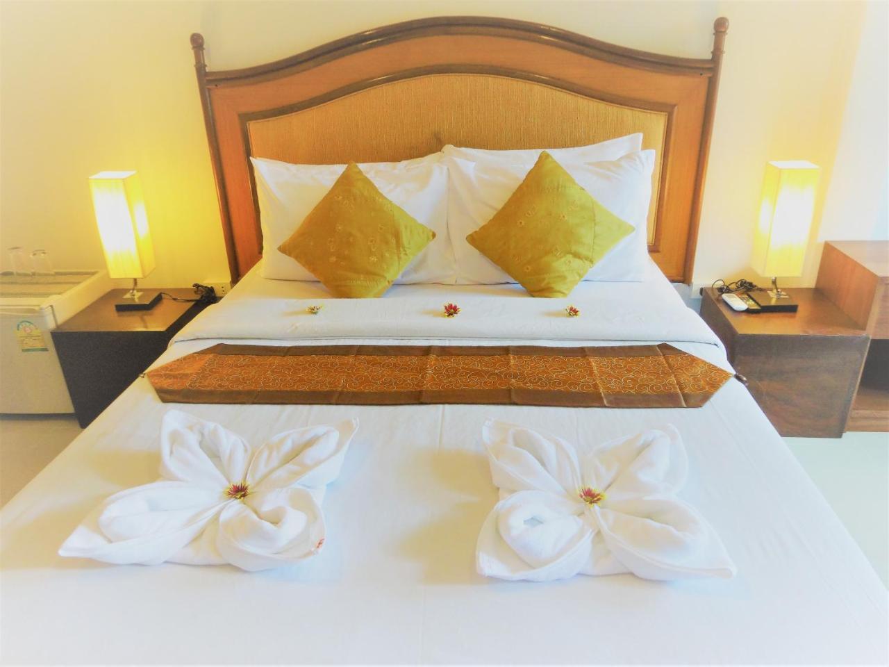 Bangrak Pier Samui Resort Ngoại thất bức ảnh