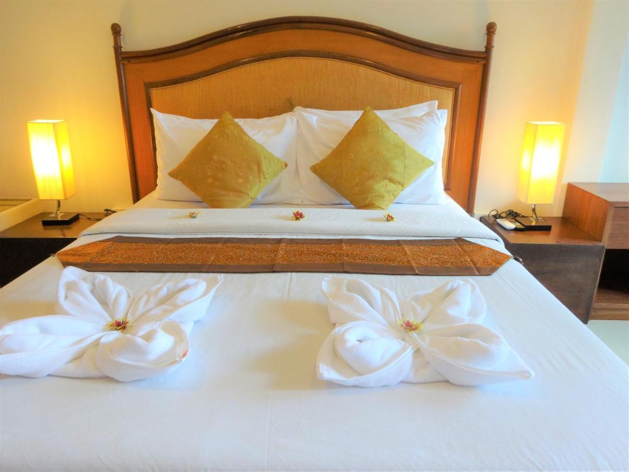 Bangrak Pier Samui Resort Ngoại thất bức ảnh