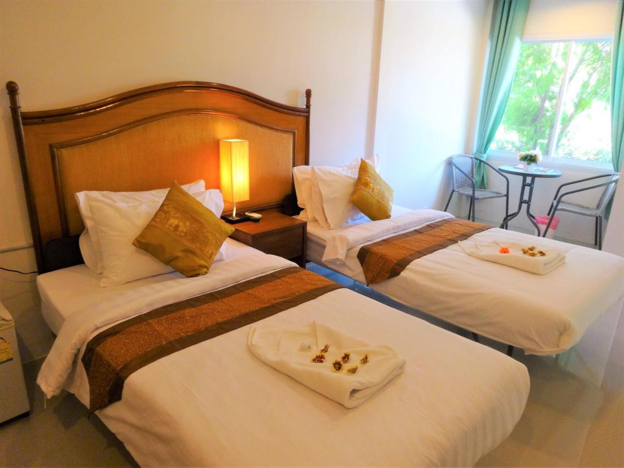 Bangrak Pier Samui Resort Ngoại thất bức ảnh